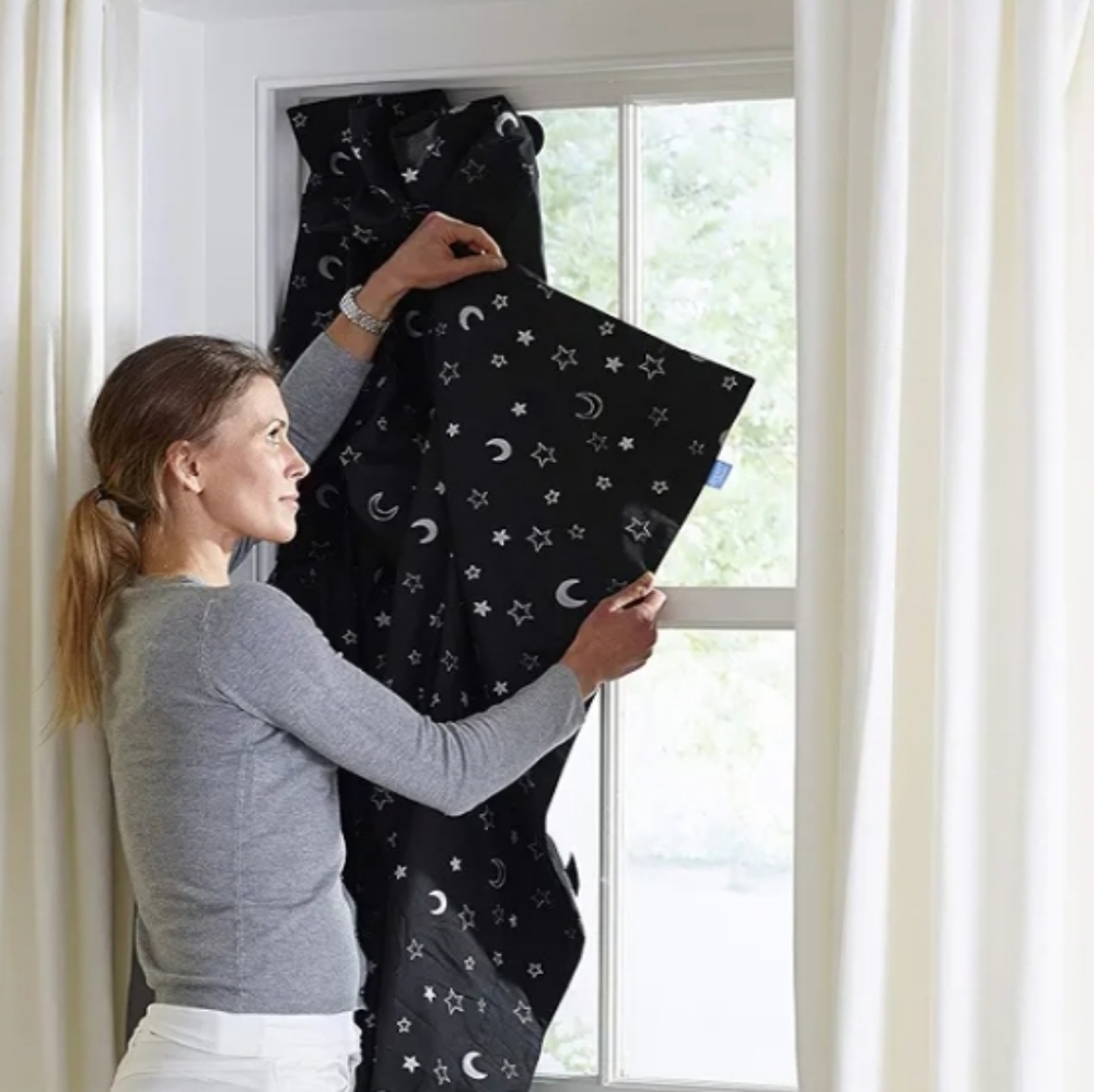 Tommee Tippee Gro Company Blackout Blind Curtain W Storage Bag